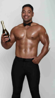 antoine-magic-men-topless-waiter-wine-brisbane-min